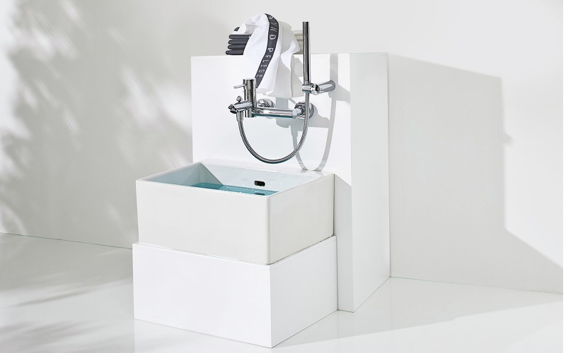 Дизайнерский подиум со стационарной ванной для ног «Классик» фото 1